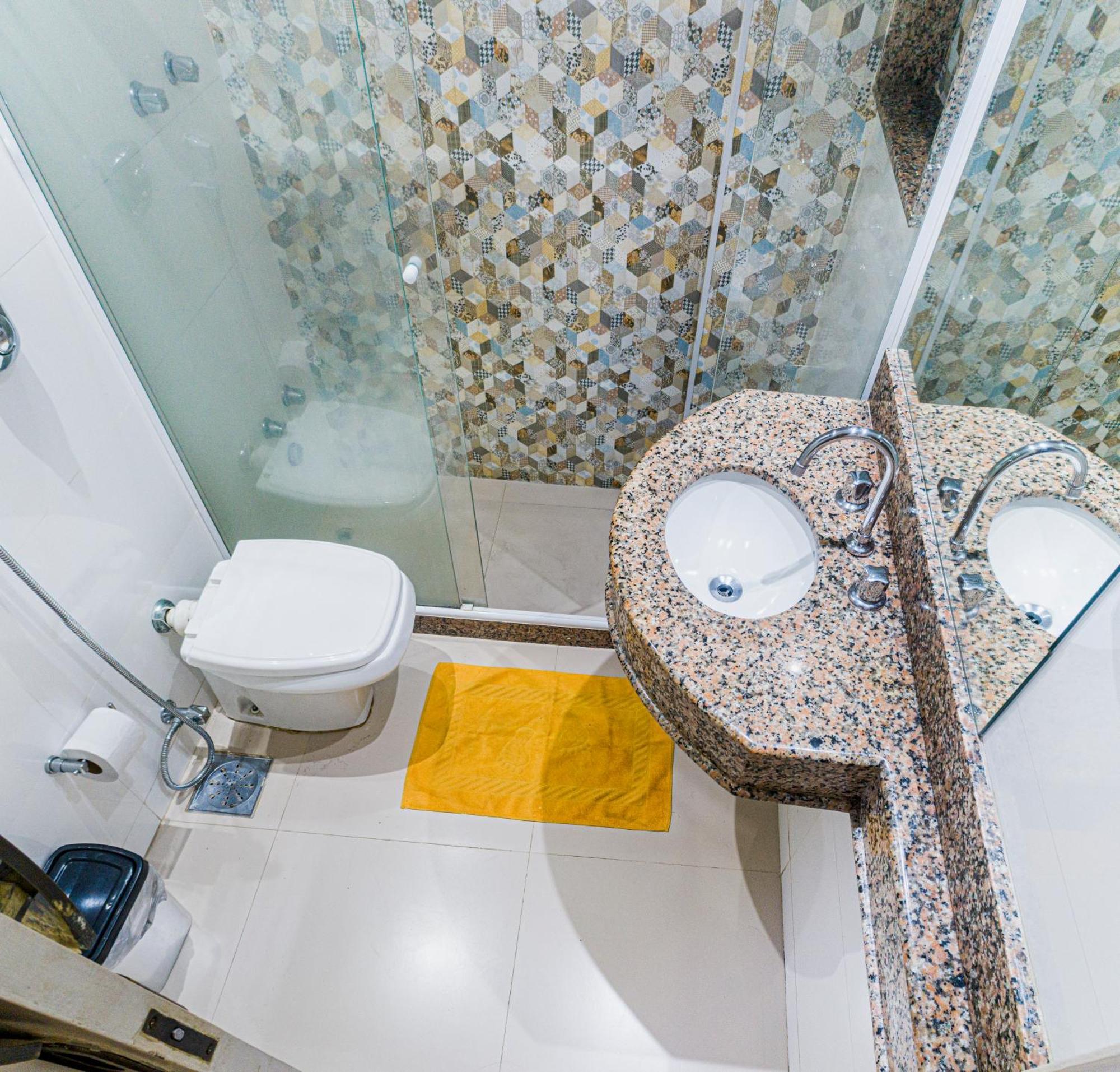 Apartamento Completo Na Praia De Copacabana 02 Quartos Com Vista Lateral Mar Em Andar Alto, Ar, Wifi , Netflix, Pauloangerami Rmvc18 Rio de Janeiro Eksteriør bilde