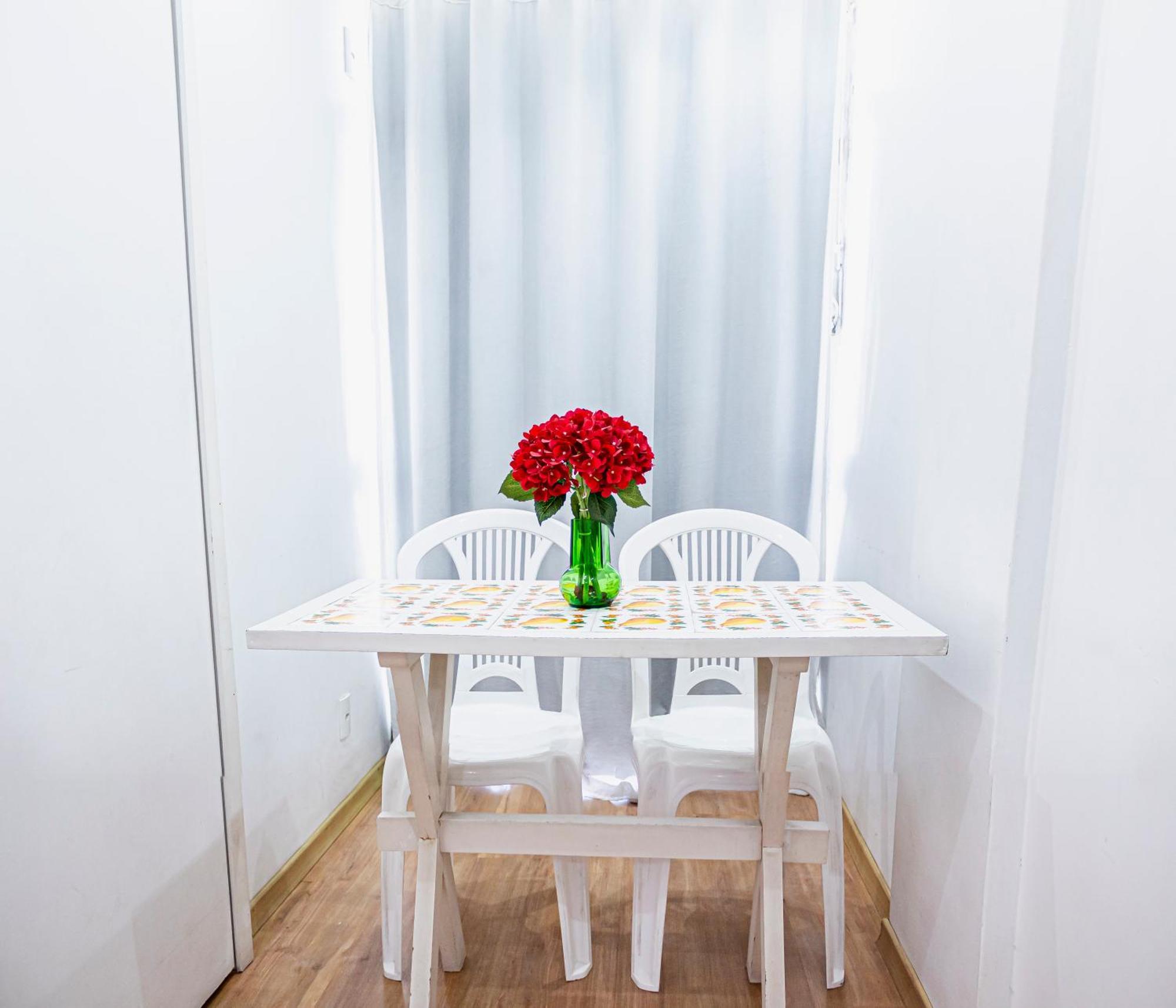 Apartamento Completo Na Praia De Copacabana 02 Quartos Com Vista Lateral Mar Em Andar Alto, Ar, Wifi , Netflix, Pauloangerami Rmvc18 Rio de Janeiro Eksteriør bilde