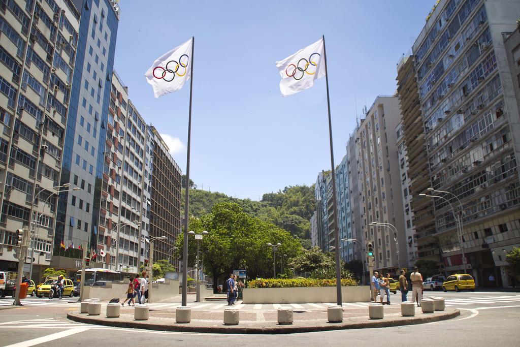Apartamento Completo Na Praia De Copacabana 02 Quartos Com Vista Lateral Mar Em Andar Alto, Ar, Wifi , Netflix, Pauloangerami Rmvc18 Rio de Janeiro Eksteriør bilde