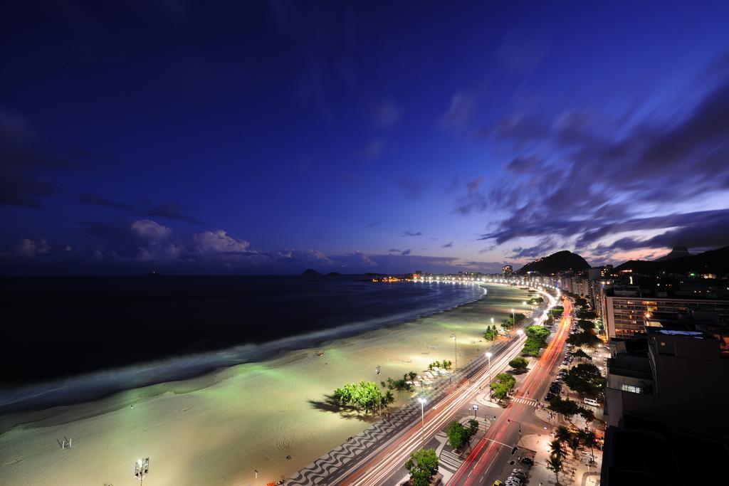Apartamento Completo Na Praia De Copacabana 02 Quartos Com Vista Lateral Mar Em Andar Alto, Ar, Wifi , Netflix, Pauloangerami Rmvc18 Rio de Janeiro Eksteriør bilde